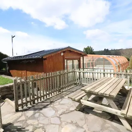 Maison Calme Avec Piscine Privative Chauffee, 3 Chambres, Terrain Et Bbq, Proche Nature Et Randonnees - Fr-1-742-154 Allanche